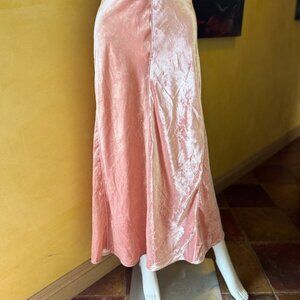 Vince Velvet Slip Skirt Petal Quartz NWT – Fits XS/S, RARE COLORWAY